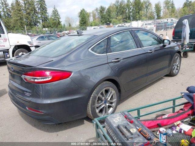 3FA6P0RUXLR141244 Ford Fusion Hybrid Titanium