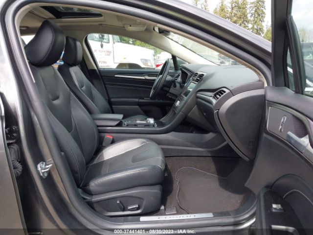 3FA6P0RUXLR141244 Ford Fusion Hybrid Titanium