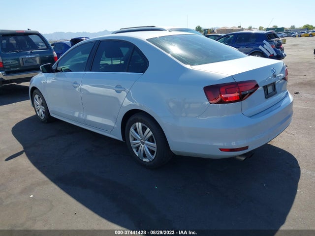 3VW2B7AJ9HM302590 Volkswagen Jetta 1.4t S