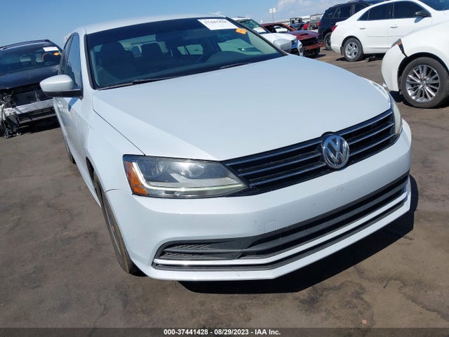 3VW2B7AJ9HM302590 Volkswagen Jetta 1.4t S