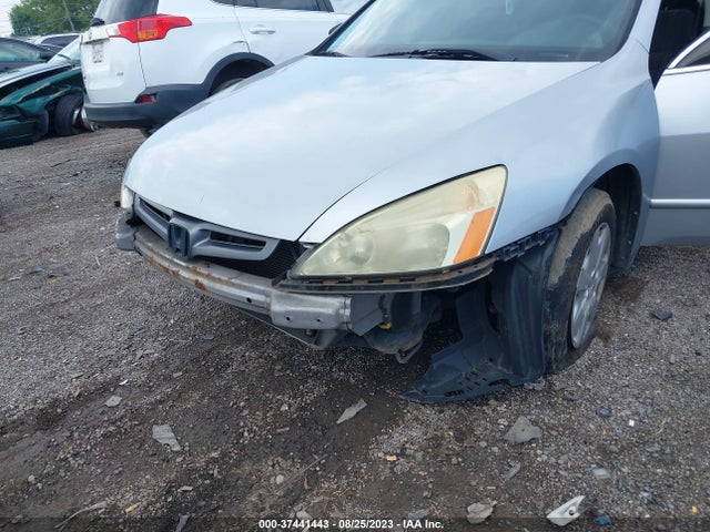 2004 HONDA ACCORD SDN LX VIN: 1HGCM563X4A125928