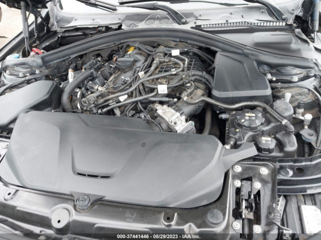 WBA8D9C5XJA615361 BMW 3 Series 330i Xdrive