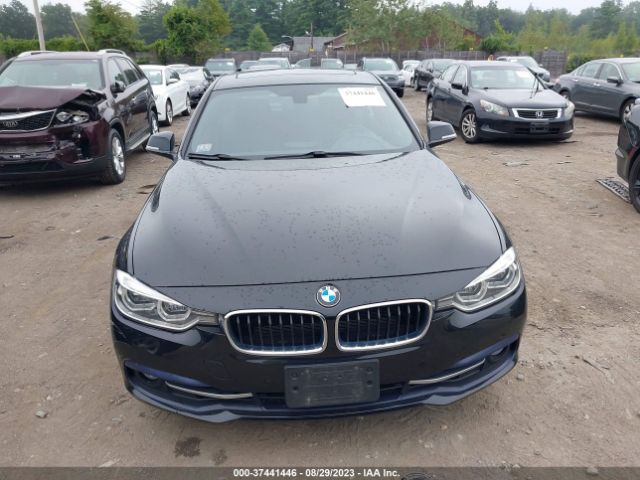 WBA8D9C5XJA615361 BMW 3 Series 330i Xdrive