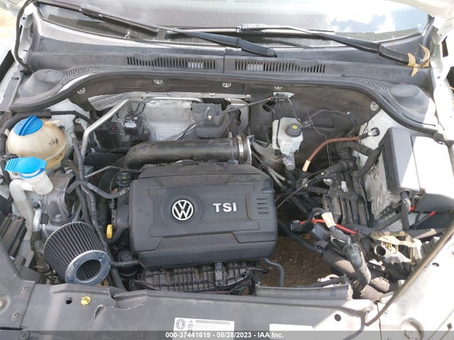 3VWB17AJ0GM306318 Volkswagen Jetta Sedan 1.8t Sport