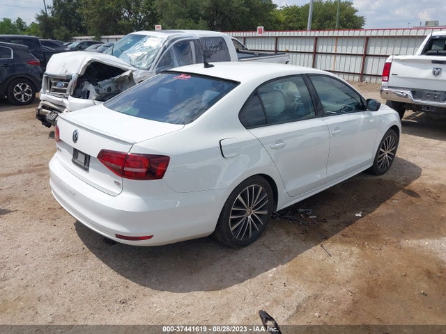 3VWB17AJ0GM306318 Volkswagen Jetta Sedan 1.8t Sport