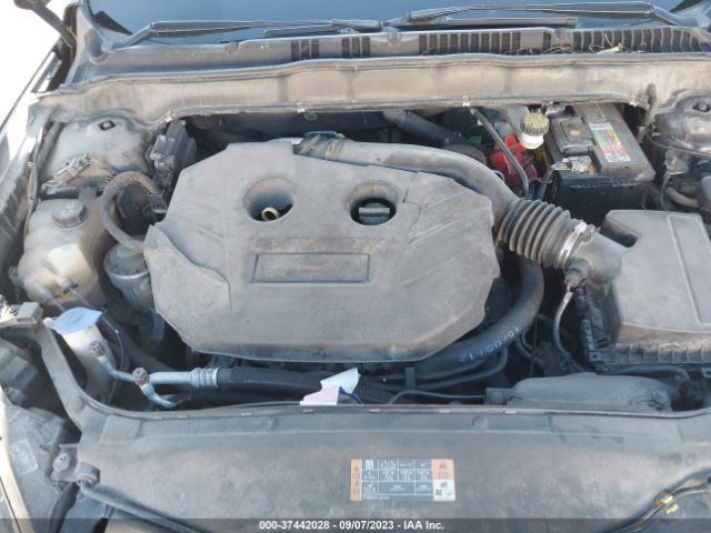 3FA6P0T95GR241312 Ford FUSION SE