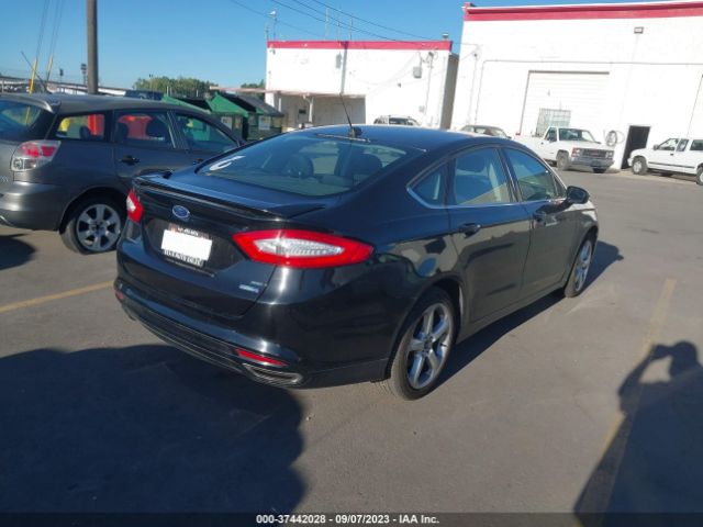 3FA6P0T95GR241312 Ford FUSION SE