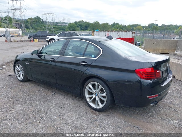 BMW 2014 2014 WBAFV3C59ED685102 Image 3