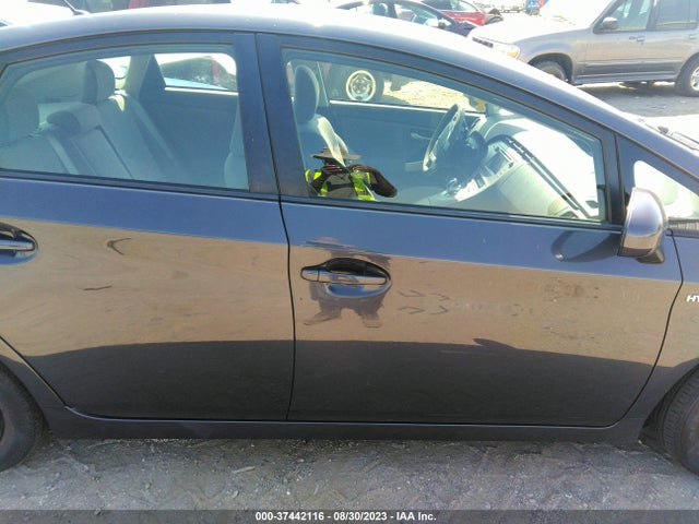 Toyota Prius Four/five/three/one/two 2014 JTDKN3DUXE1776629 Image 5