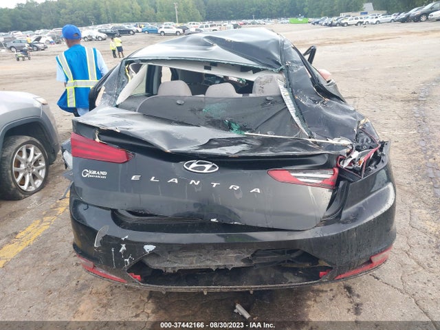Hyundai ELANTRA SE 2019 5NPD74LF6KH497338 Image 15