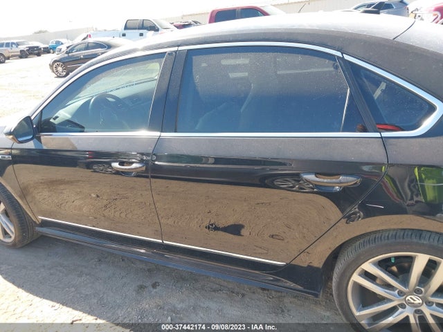 1VWDT7A31HC064596 Volkswagen Passat R-line W/comfort Pkg