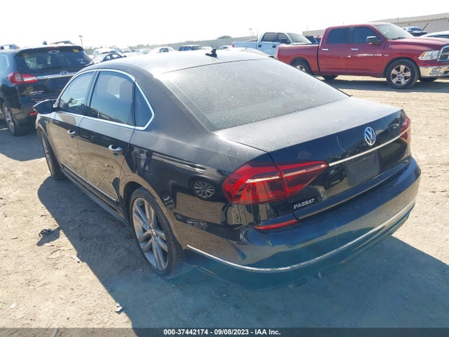 1VWDT7A31HC064596 Volkswagen Passat R-line W/comfort Pkg