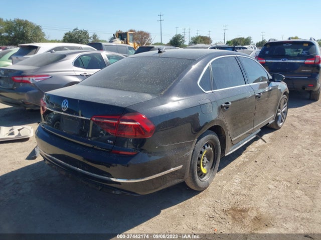 1VWDT7A31HC064596 Volkswagen Passat R-line W/comfort Pkg
