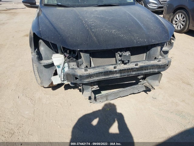 1VWDT7A31HC064596 Volkswagen Passat R-line W/comfort Pkg