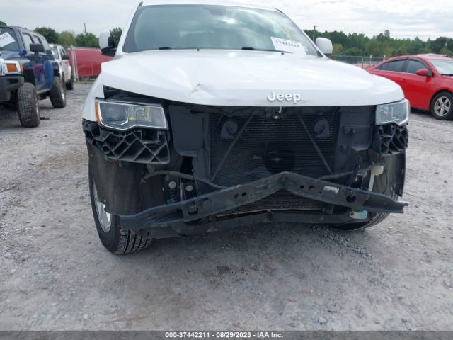 1C4RJFAGXJC452539 Jeep Grand Cherokee Laredo