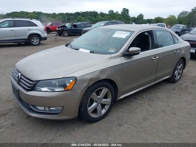 1VWAT7A36FC085900 Volkswagen Passat 1.8t Limited Edition