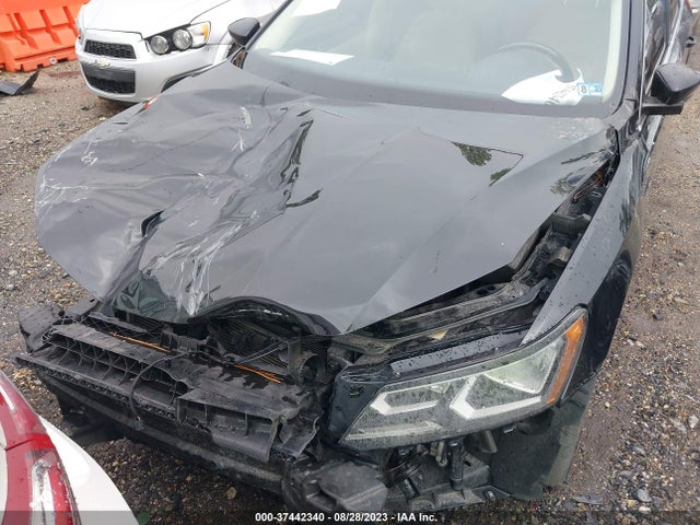 1VWDT7A37HC072900 Volkswagen Passat R-line W/comfort Pkg