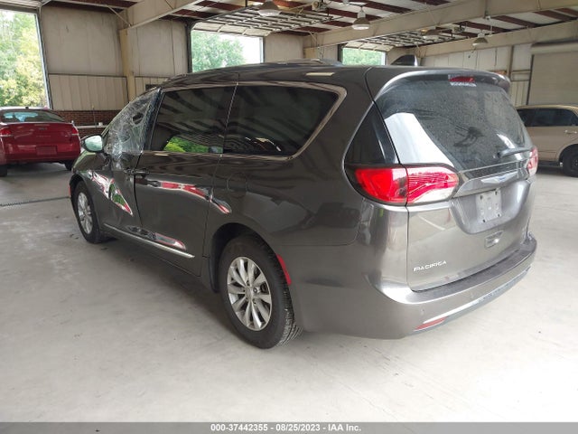 2C4RC1BG5JR287910 Chrysler Pacifica Touring L