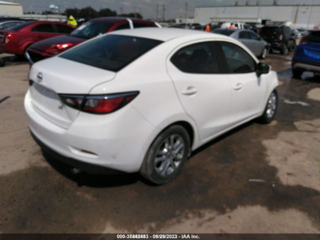 3MYDLBZV2GY102601 Scion IA