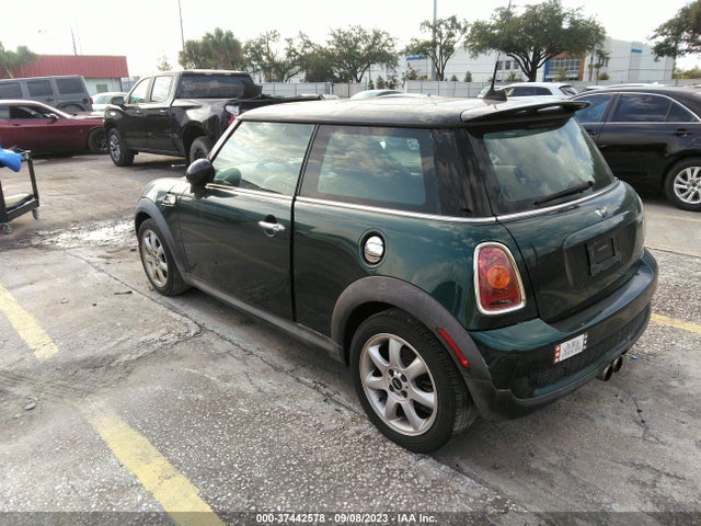2008 MINI COOPER HARDTOP S VIN: WMWMF73568TT88312