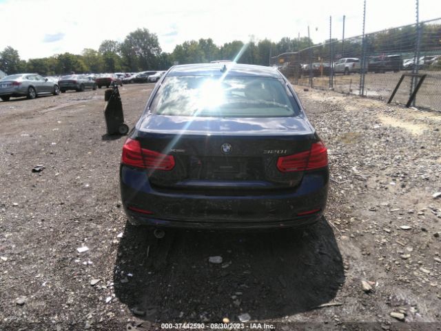 WBA8E5G31HNU45229 BMW 3 Series 320i Xdrive