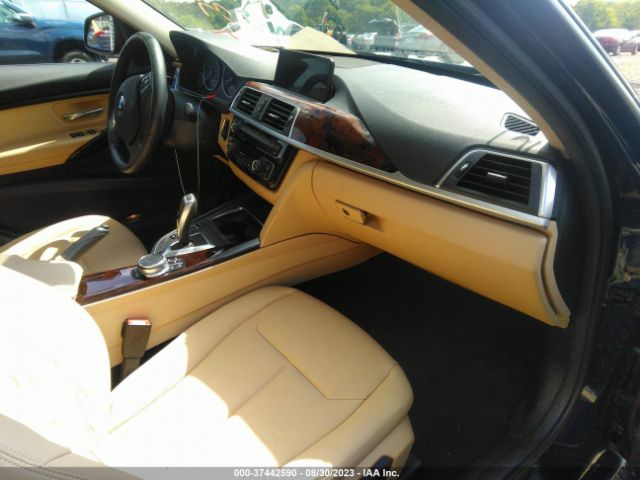 WBA8E5G31HNU45229 BMW 3 Series 320i Xdrive