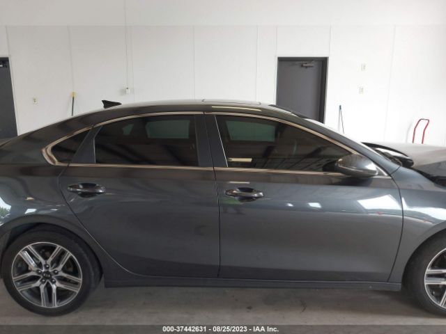 3KPF54AD1ME293702 KIA FORTE EX