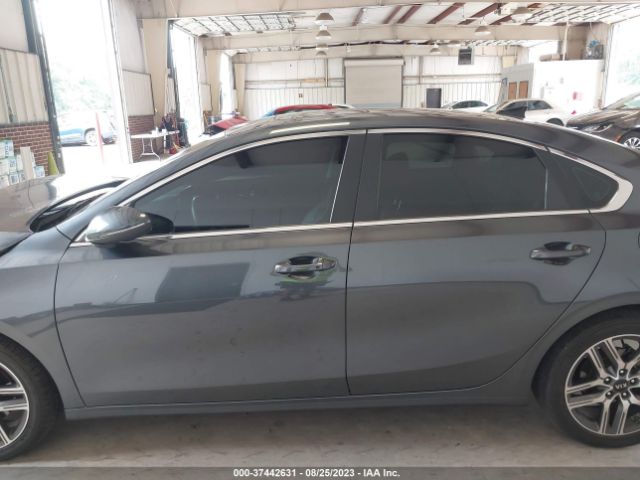 3KPF54AD1ME293702 KIA FORTE EX