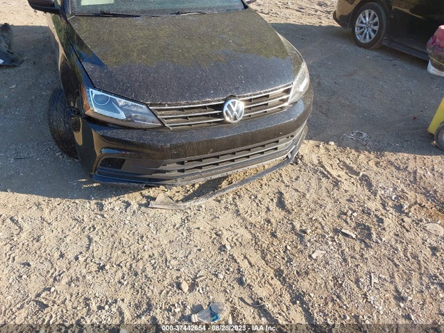 3VWB17AJ8GM244988 Volkswagen Jetta Sedan 1.8t Sport