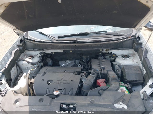 JA4AP3AU0GZ059049 Mitsubishi Outlander Sport 2.0 Es