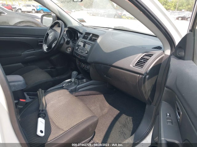 JA4AP3AU0GZ059049 Mitsubishi Outlander Sport 2.0 Es