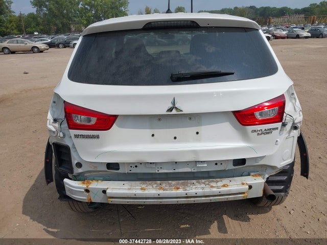 JA4AP3AU0GZ059049 Mitsubishi Outlander Sport 2.0 Es