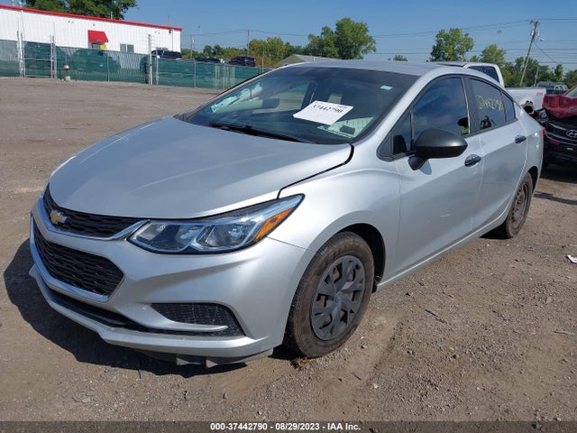 Chevrolet Cruze Ls Auto 2017 1G1BC5SM8H7144517 Image 2