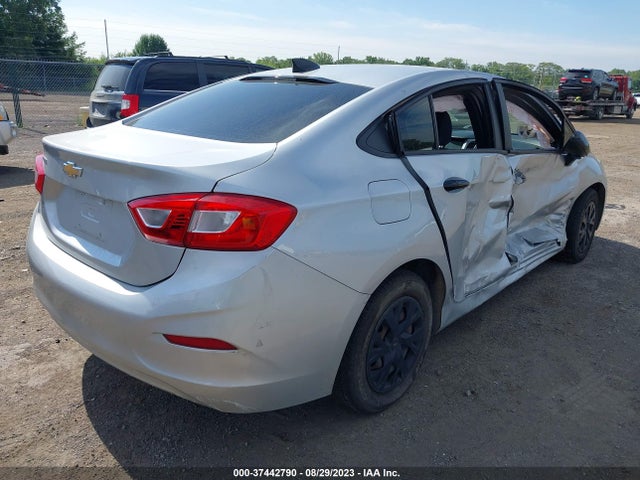 Chevrolet Cruze Ls Auto 2017 1G1BC5SM8H7144517 Image 4