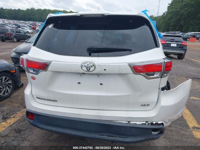 Toyota Highlander Xle V6 2014 5TDKKRFH4ES033219 Image 15