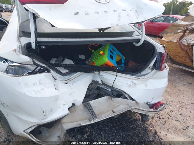 2020 HYUNDAI ELANTRA SEL VIN: 5NPD84LF4LH516242