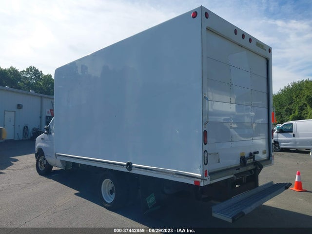 2021 Ford E-Series, VIN: 1FDWE3FN5MDC03749
