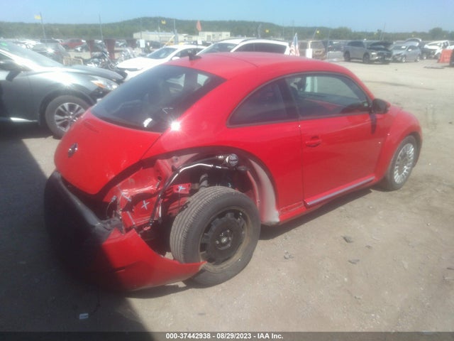 3VWJ07AT0EM661728 Volkswagen Beetle Coupe 1.8t