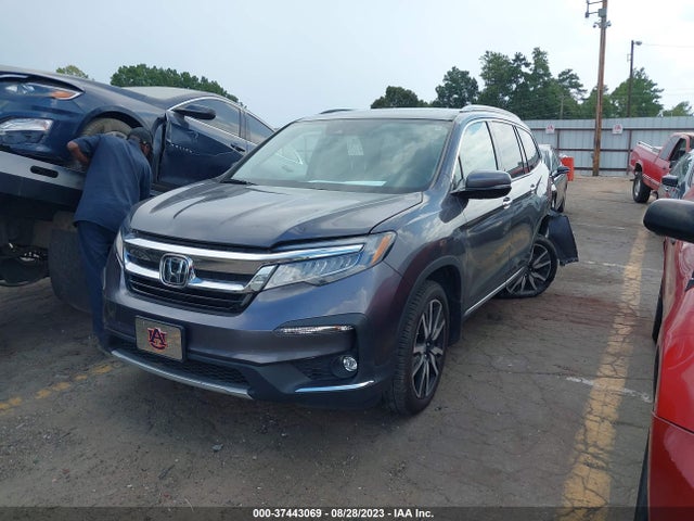 Honda Pilot Touring 7-passenger 2019 5FNYF5H67KB032536 Image 2