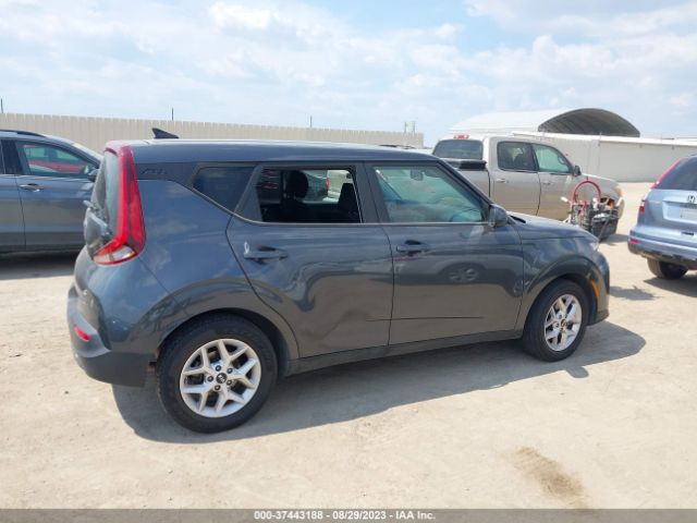 KNDJ23AU7M7773711 KIA SOUL S
