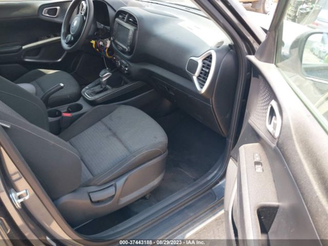 KNDJ23AU7M7773711 KIA SOUL S