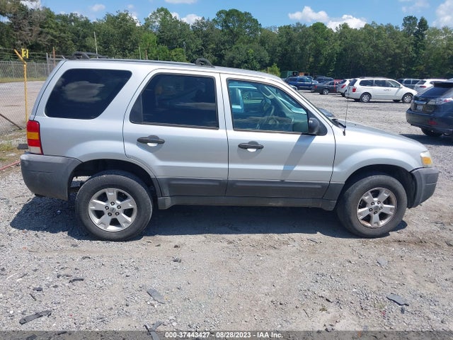 2005 FORD ESCAPE XLT VIN: 1FMYU03155DA12393