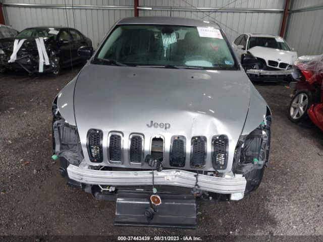 1C4PJMAB4EW311504 Jeep Cherokee Sport