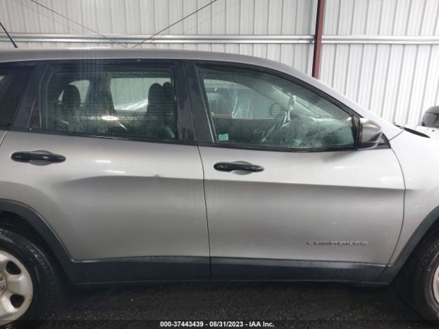 1C4PJMAB4EW311504 Jeep Cherokee Sport