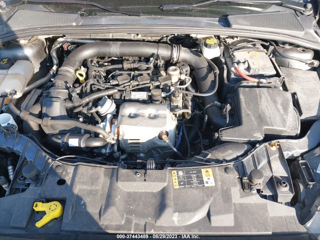 2018 FORD FOCUS SE VIN: 1FADP3FE1JL325568