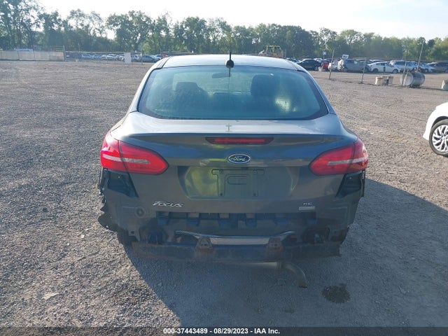 2018 FORD FOCUS SE VIN: 1FADP3FE1JL325568