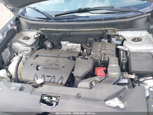4A4AP3AW0FE053757 Mitsubishi Outlander Sport 2.4 Es