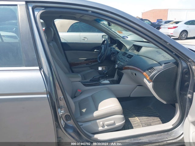 2011 HONDA ACCORD SDN EX-L VIN: 1HGCP2F86BA104766