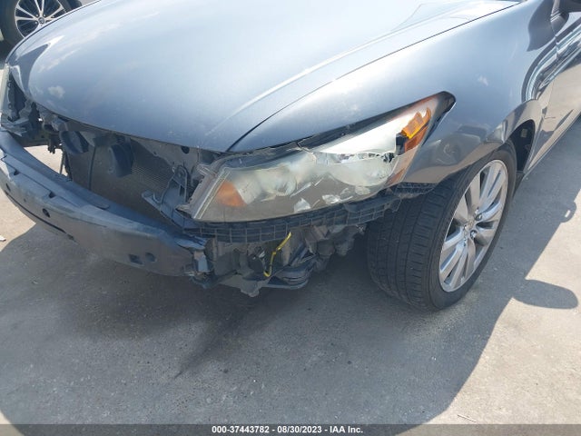 2011 HONDA ACCORD SDN EX-L VIN: 1HGCP2F86BA104766