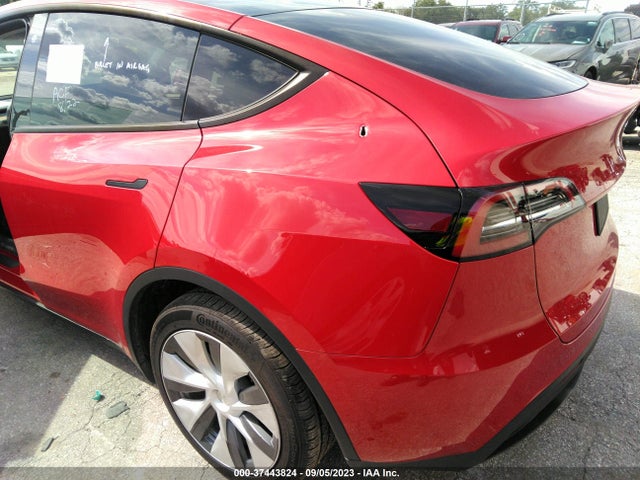 7SAYGDEE6PA040783 Tesla Model Y Long Range